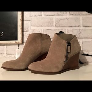 NWT 1 STATE darling booties. Purchased from Nordstrom